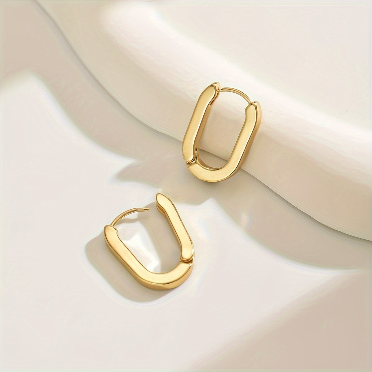 Brielle Sculpted Hoop Earrings