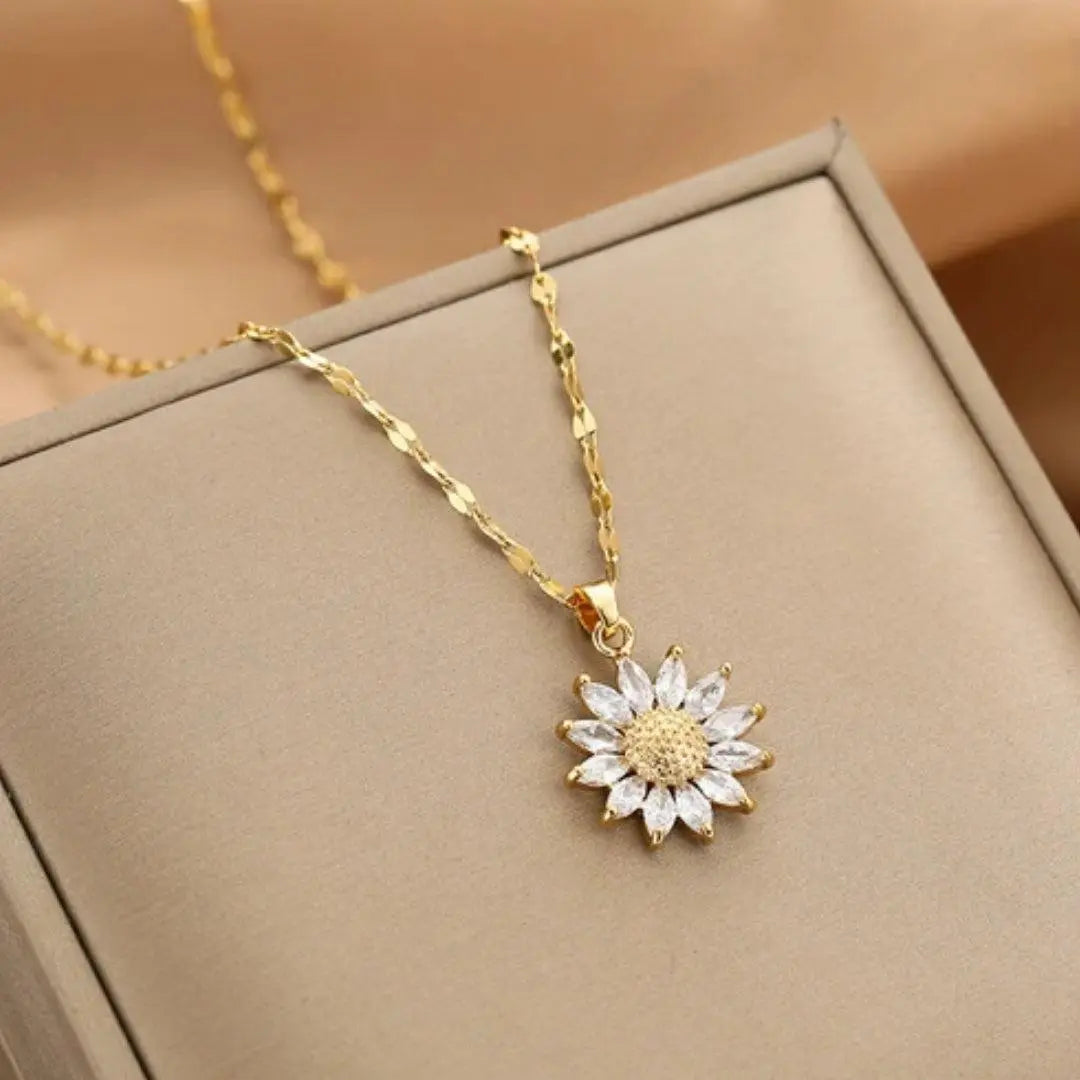 Aurelia Sunflower Pendant Necklace