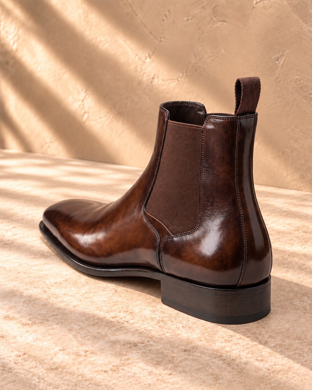 Finley Hidden-Lift Chelsea Boots - Brown