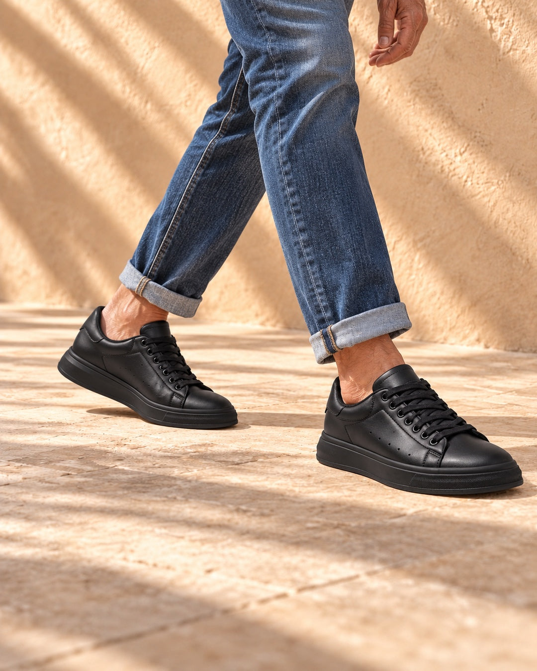 Skyler Hidden-Lift Low-Top Sneakers - Black