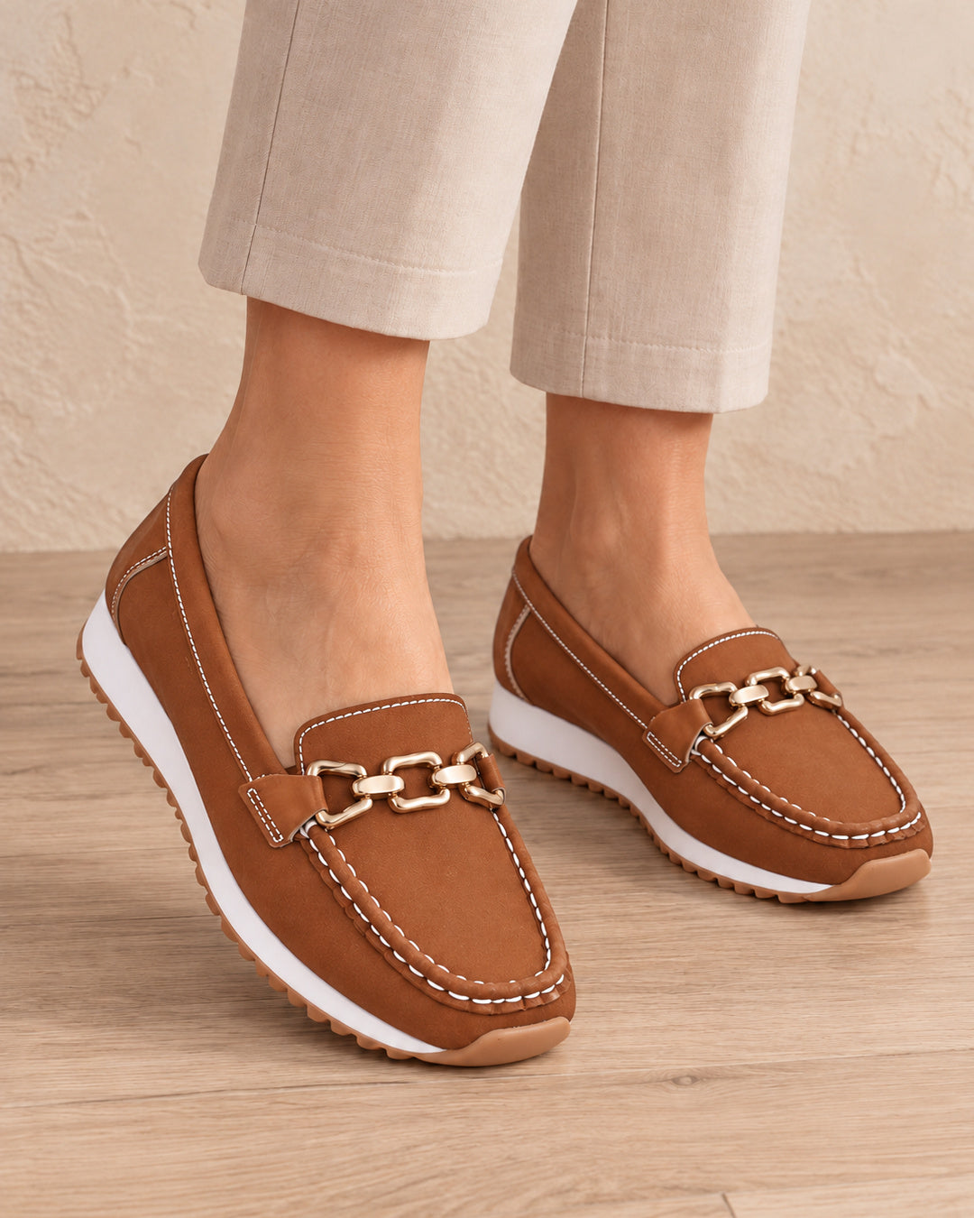 Eleanor Chain-Detail Loafers - Brown