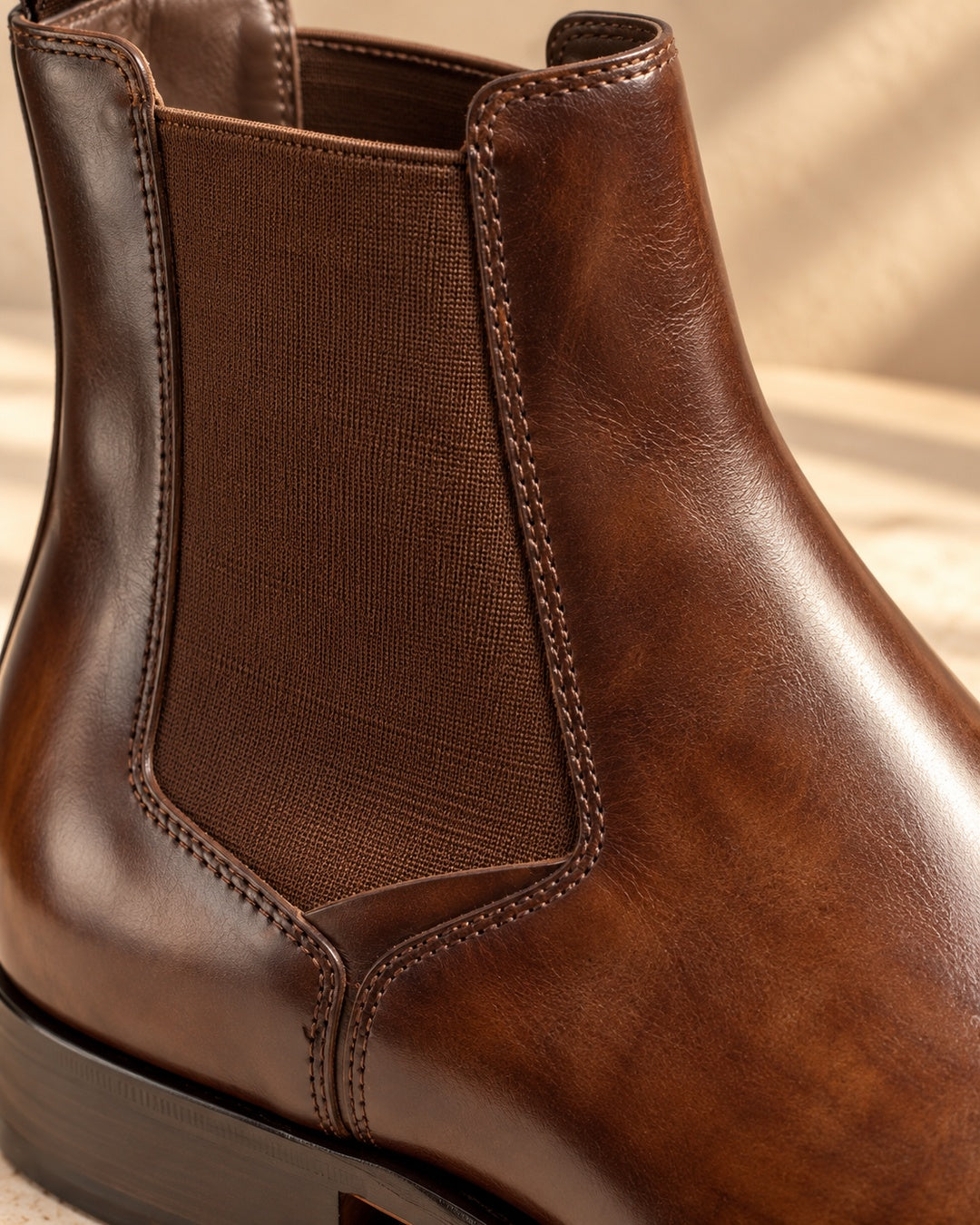 Finley Hidden-Lift Chelsea Boots - Brown