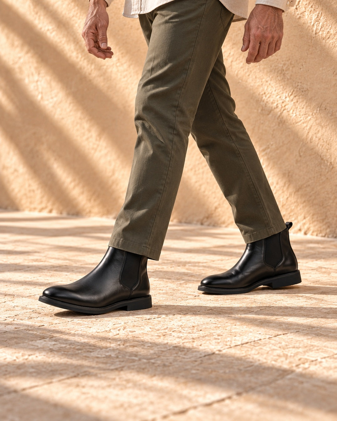 Finley Hidden-Lift Chelsea Boots - Black