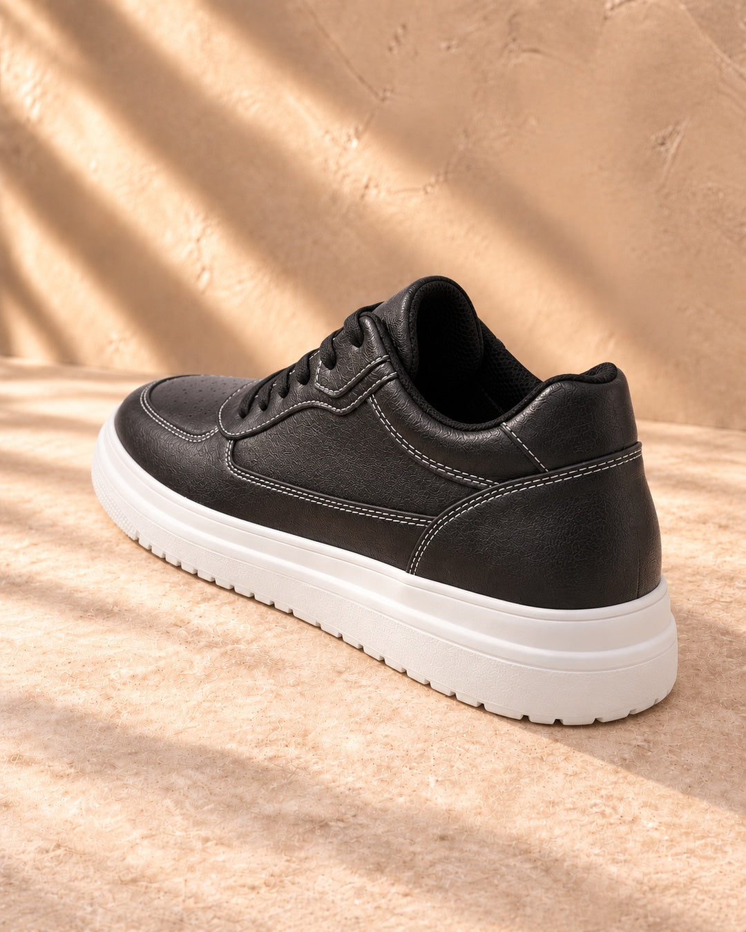 Blake Hidden-Lift Court Sneakers - Black