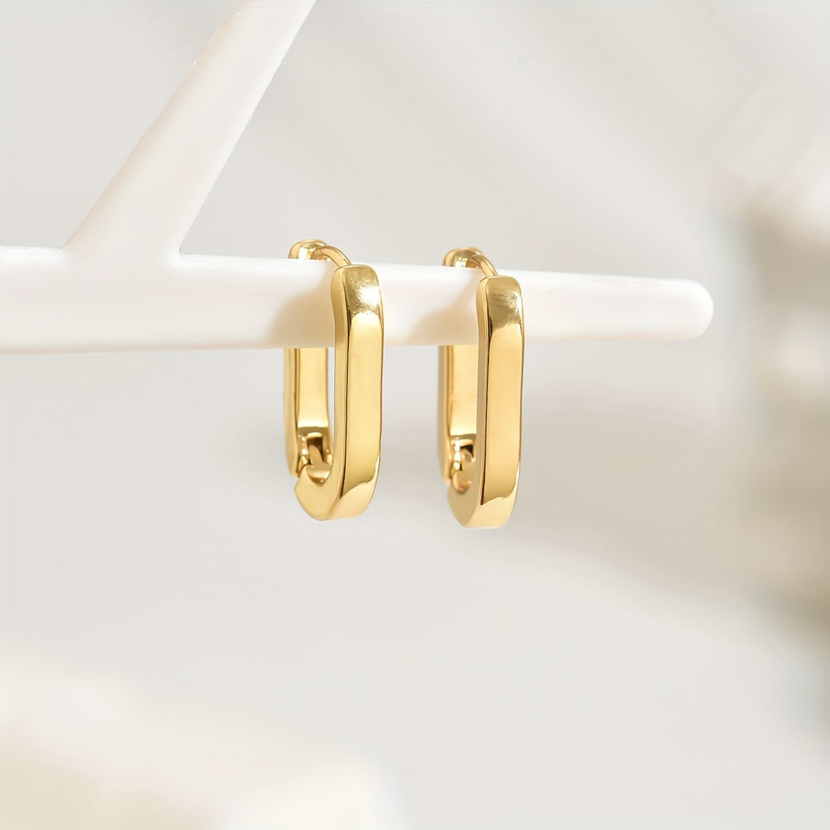 Brielle Sculpted Hoop Earrings