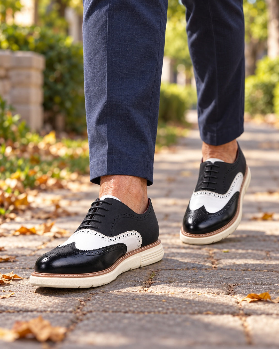 Bellamy Wingtip Brogue Oxford Shoes in Black & White - walking